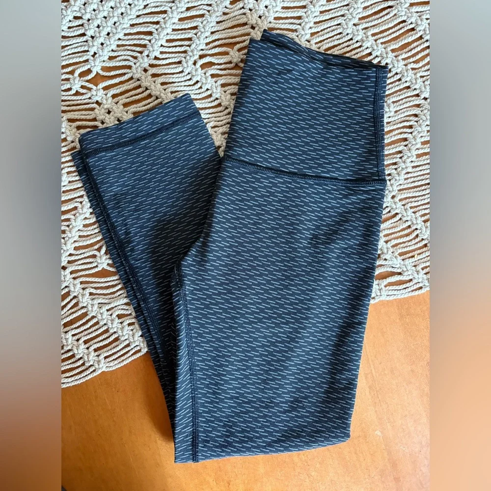 lululemon athletica Black & Gray Patterned Leggings